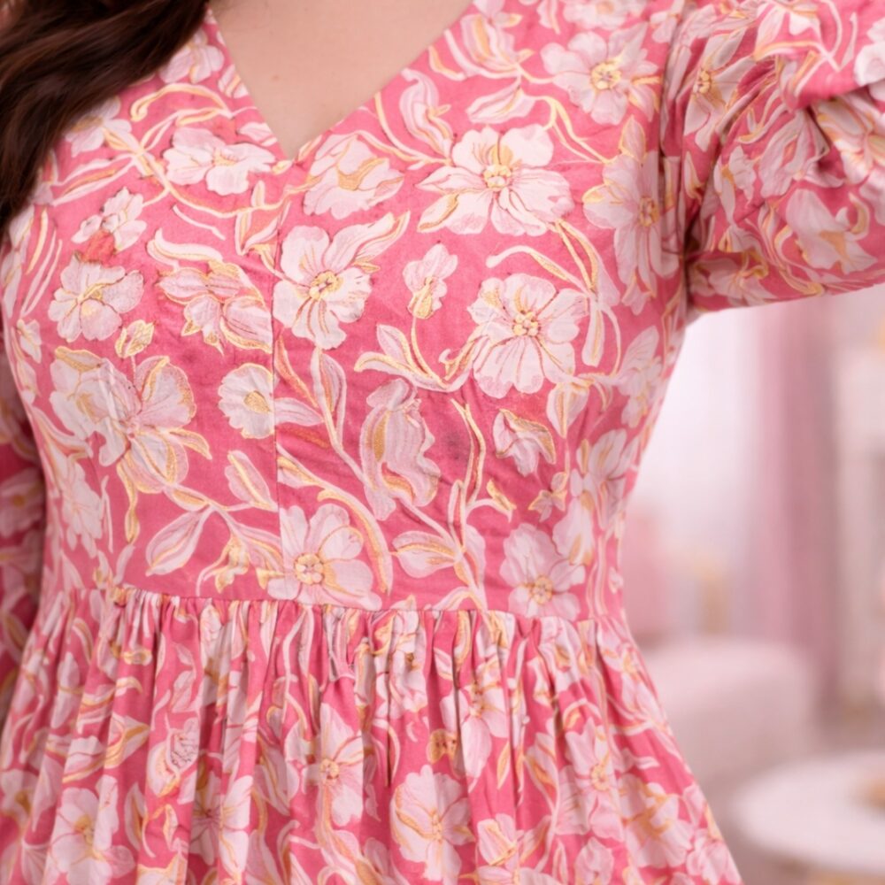 4 Women's Pink Floral Peplum Top