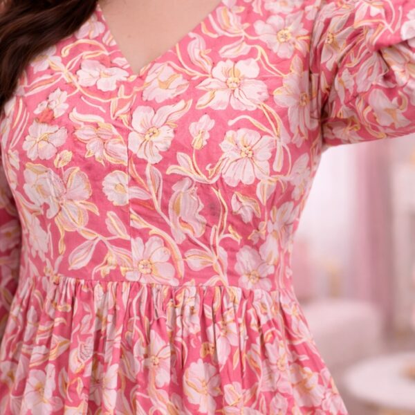 Women's Pink Floral Peplum Top